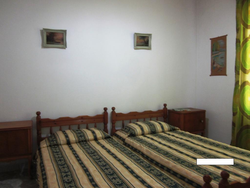 Guest House And Tavern Leo ซารานเดอ ภายนอก รูปภาพ