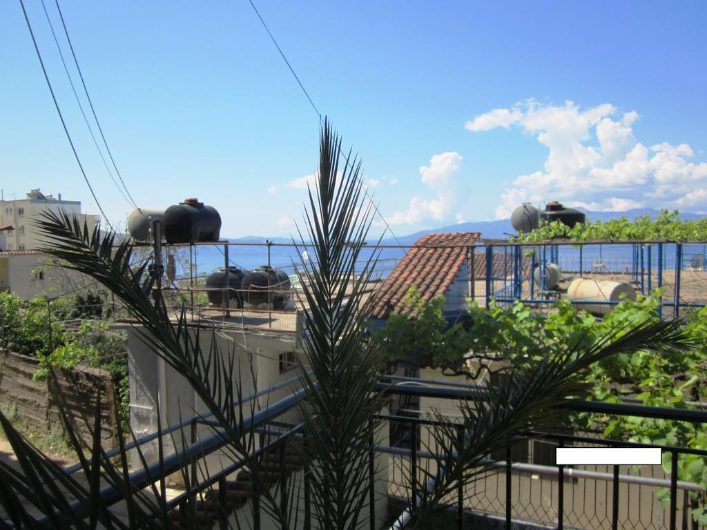 Guest House And Tavern Leo ซารานเดอ ภายนอก รูปภาพ