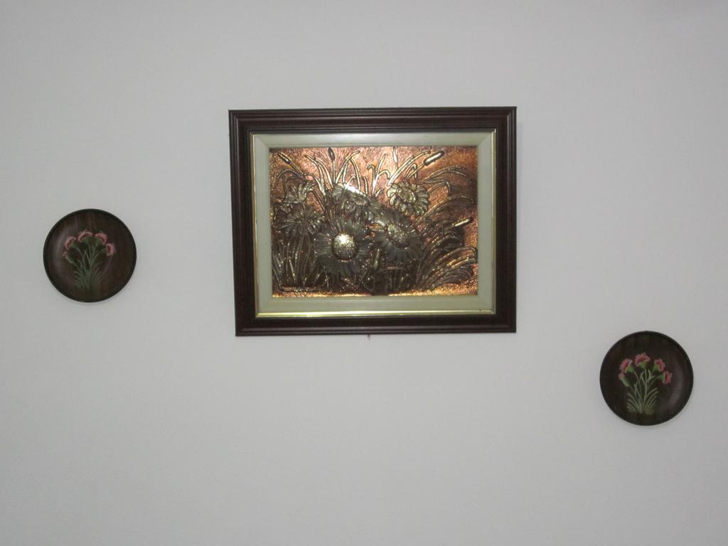 Guest House And Tavern Leo ซารานเดอ ภายนอก รูปภาพ